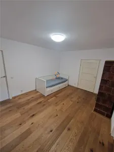 Casa Individuala cu 3 Camere Peste Drum De M City Mosnita Noua - foto 5