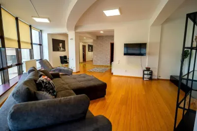 Apartament 2 camere,, pretabil rezidential sau office, vanzare Herastrau - foto 1
