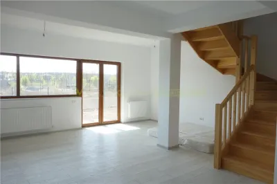 Vila duplex 4 camere, de vanzare, Corbeanca - foto 1