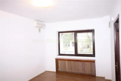 Vila 8 camere, inchiriere lunga durata, lac Balotesti - foto 20