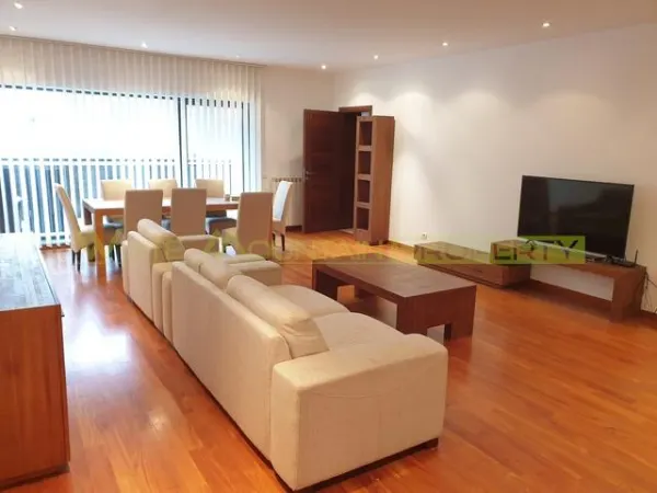 Apartament 3 camere București - poza 2