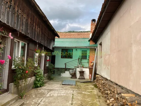 Casă 5 camere Traisteni - poza 9