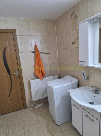 Casă 5 camere Crevedia - poza 12