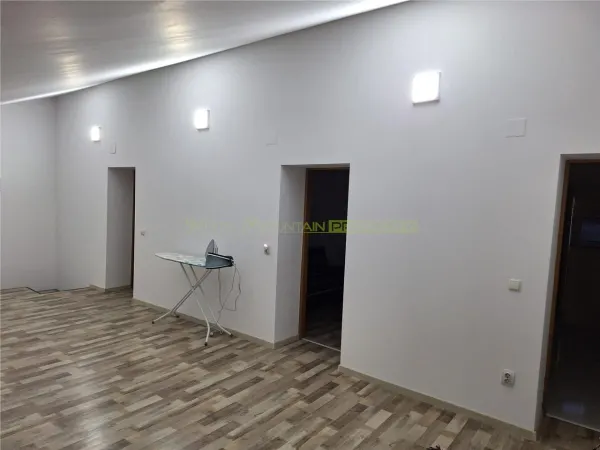 Casă 5 camere Crevedia - poza 9
