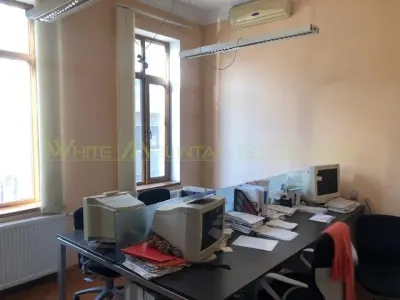 Vila cu caracter, interbelica, 9 camere, de vanzare - foto 25