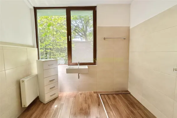 Casă 10 camere Săcele - poza 9