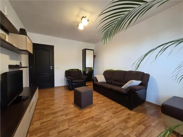 Apartament 2 camere Brașov - poza 1