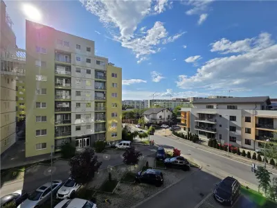 Apartament doua camere si boxa de vanzare in Top City Tractorul - foto 11