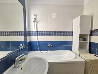 Apartament doua camere si boxa de vanzare in Top City Tractorul - foto 15