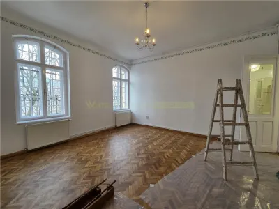 Apartament superb renovat in Centrul Istoric Brasov - foto 1