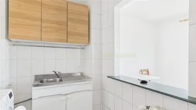 Apartament cu 4 camere de vânzare, zona Lacul Tei - foto 8