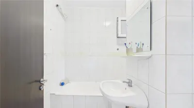 Apartament cu 4 camere de vânzare, zona Lacul Tei - foto 9