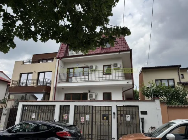 Casă 8 camere București - poza 1