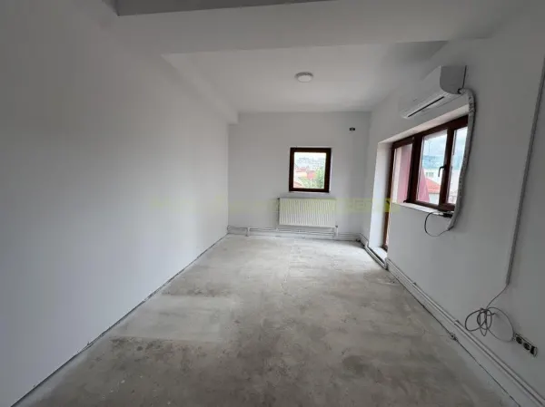 Casă 8 camere București - poza 19
