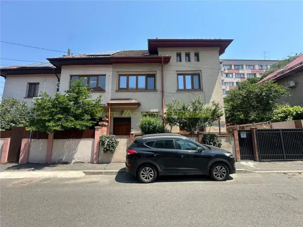 Casă 5 camere București - poza 1