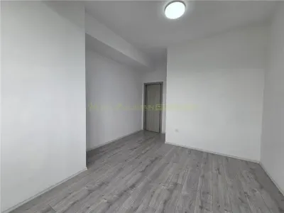 Apartament 2 camere Centrul Civic pretabil birouri - foto 8