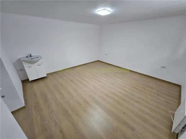 Apartament 3 camere Brașov - poza 12