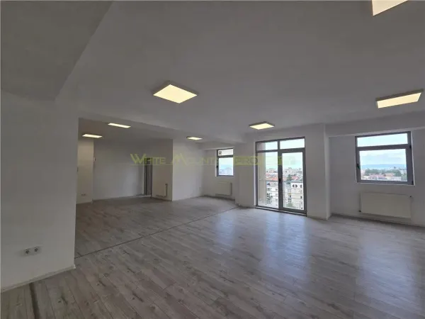 Apartament 4 camere Brașov - poza 4