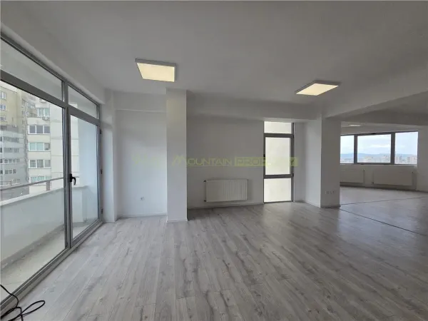 Apartament 4 camere Brașov - poza 1