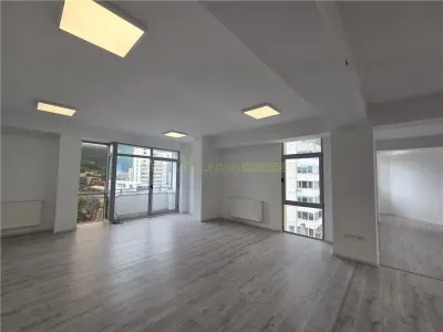 Apartament 3 camere Centrul Civic pretabil co-working hub - foto 11