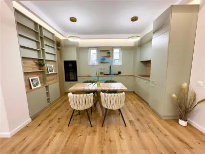Penthouse 90 mp, terase 30 mp, nou, ultrafinisat - foto 2
