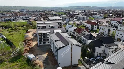 De vanzare apartament cu 3 camere decomandate si etaj 1 zona Selimbar/Vasile Aaron - foto 2