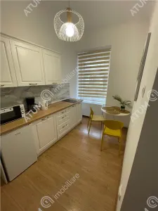 De vanzare apartament cu 2 camere decomandate in zona ultracentrala din Sibiu - foto 9
