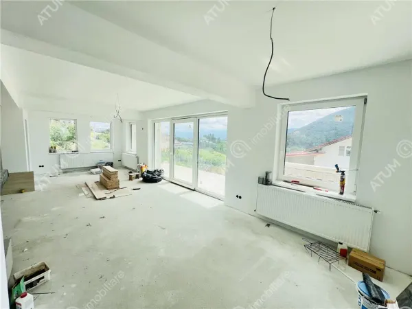 Casă 4 camere Cisnadioara - poza 2