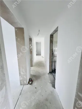 Casă 4 camere Cisnadioara - poza 21