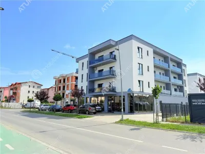 De vanzare in Selimbar apartament cu 2 camere la cheie in zona Pictor Brana - foto 2