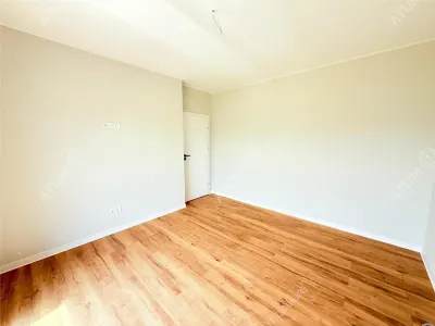 De vanzare in Selimbar apartament cu 2 camere la cheie in zona Pictor Brana - foto 10