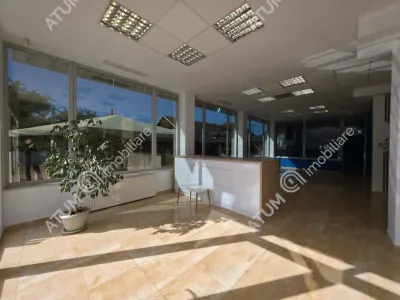 De inchiriat cladire multifuntionala cu parcare extinsa si terasa pentru evenimente corporate in Sibiu - foto 5