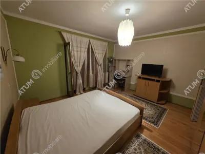 De inchiriat apartament cu 3 camere decomandate 2 balcoane si loc parcare situat in zona Tilisca din Sibiu - foto 5