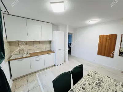 De vanzare apartament cu 2 camere decomandate balcon si pivnita zona Strand din Sibiu - foto 14