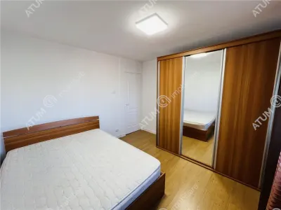 De vanzare apartament cu 2 camere decomandate balcon si pivnita zona Strand din Sibiu - foto 4
