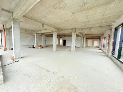 Spatiu comercial si birouri de vanzare in Sibiu 1230 mp utili zona Shopping City Sibiu - foto 9
