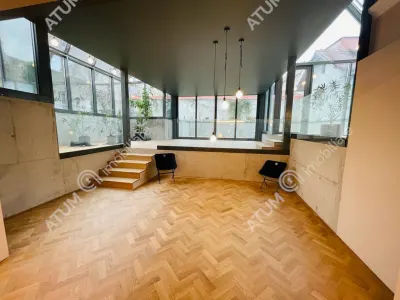 Vila de vanzare cu suprafata de 609 mp utili si teren de 950 mp situata in zona ultracentrala a Sibiului - foto 17