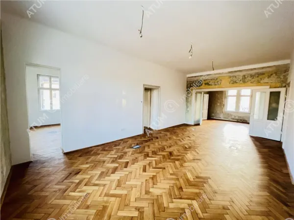 Casă 11 camere Sibiu - poza 40