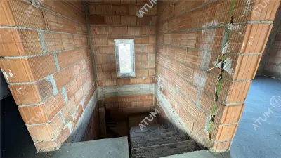 Casa individuala de vanzare 120 mp utili 300 mp teren Sura Mica - foto 5