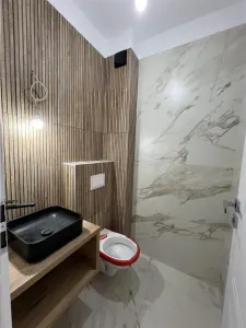 De vanzare apartament cu 3 camere 2 bai si 2 balcoane la etajul 1 zona Doamna Stanca - foto 9