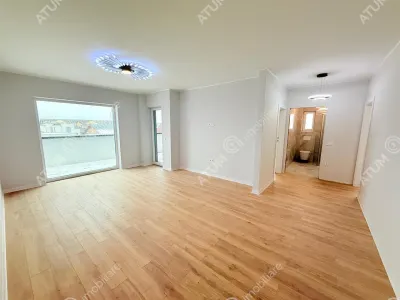 De vanzare apartament finisat la cheie cu 3 camere decomandate 2 bai si 2 balcoane in Selimbar - foto 7