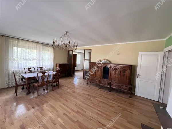 Casă 6 camere Tălmaciu - poza 1