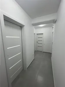 De vanzare apartament cu 2 camere decomandate si balcon etaj 2 zona Doamna Stanca - foto 5