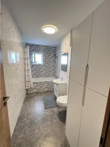 De vanzare apartament cu 3 camere decomandate balcon si loc parcare situat in zona Piata Cluj din Sibiu - foto 8