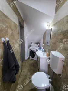 De vanzare casa spatioasa cu 3 camere si curte proprie in zona Turnisor in Sibiu - foto 16