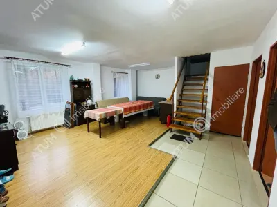 Casa de vacanta/Cabana cu 8 camere de vanzare in Paltinis - foto 5