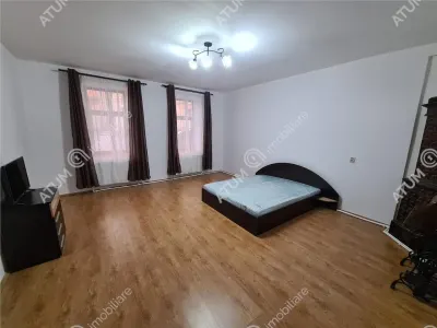 De vanzare apartament la casa cu 2 camere si pivnita in Centrul Istoric din Sibiu - Sibiu