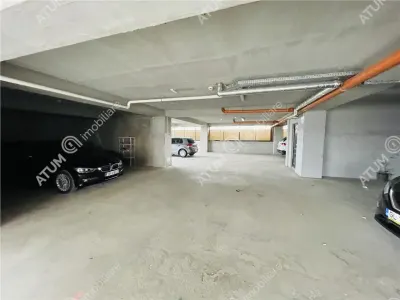 De vanzare apartament cu 3 camere decomandate cu 2 balcoane si loc de parcare in zona Calea Surii Mici - foto 14