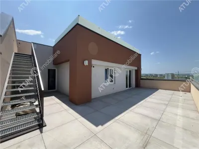 De vanzare penthouse cu 3 camere 2 bai si 2 terase zona Calea Surii Mici din Sibiu - foto 20