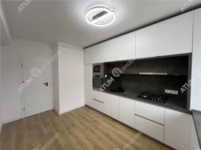 De vanzare apartament cu 2 camere decomandate cu 2 balcoane si loc de parcare in zona Calea Surii Mici - foto 2
